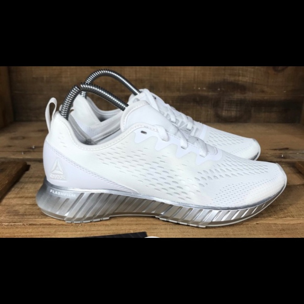 NEW Reebok Flashfilm Running White Chrome Silver